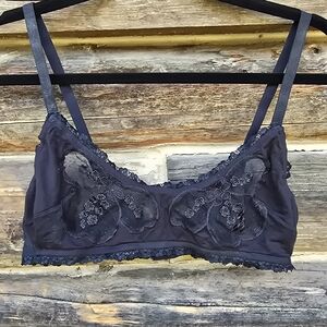 Savage Elegant Lace Bralette in Black